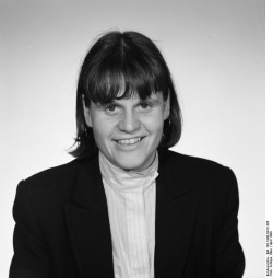 Cordula Schubert. Quelle: Bundesarchiv, Bild 183-1990-0412-305, Fotograf: Elke Schöps