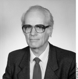 Peter Pollack. Quelle: Bundesarchiv, Bild 183-1990-0412-319, Fotograf: Elke Schöps