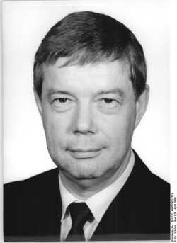 Peter Kauffold, Quelle: Bundesarchiv, Bild 183-1990-0421-307, Fotograf: Elke Schöps