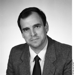 Bertram Wieczorek. Quelle: Bundesarchiv, Bild 183-1990-0424-315, Fotograf: Elke Schöps
