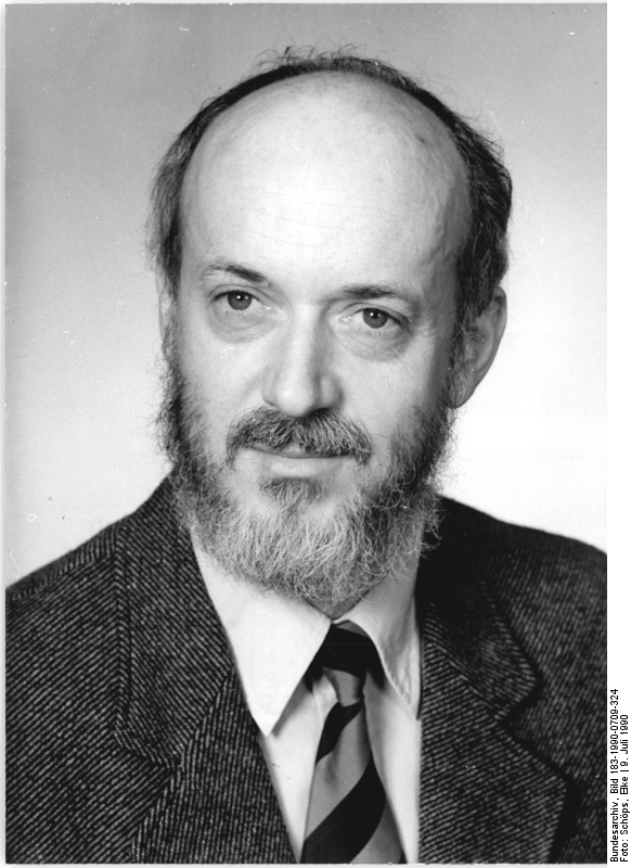 Dr. Hanns-Ulrich Meisel, Volkskammerabgeordneter 1990. Quelle: Bundesarchiv, Bild 183-1990-0709-324, Fotograf: Elke Schöps