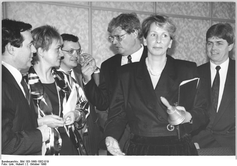 Berlin, Volkskammersitzung. Quelle: Bundesarchiv, Bild 183-1990-1004-019, Fotograf: Peter Grimm