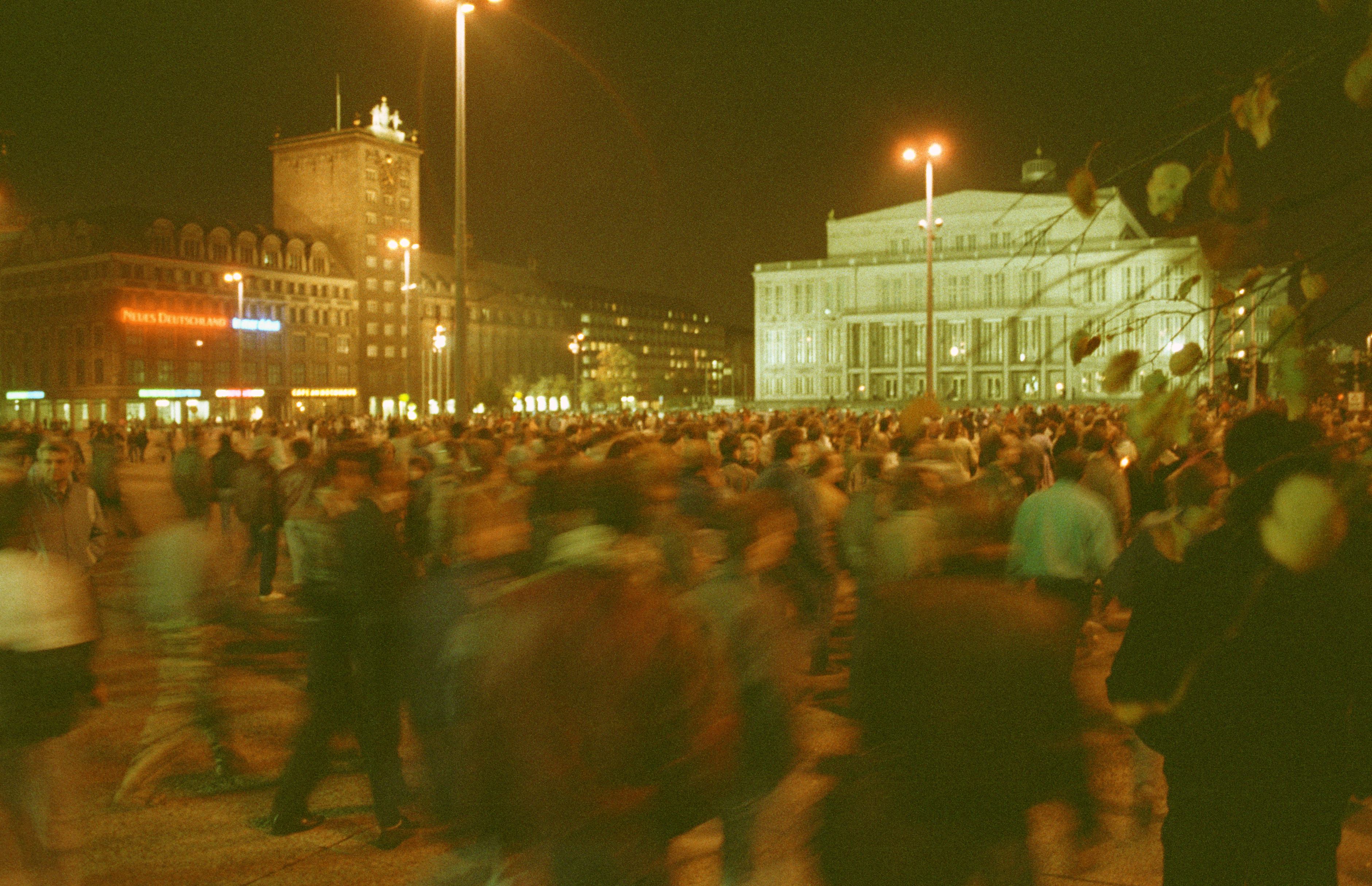 Immer mehr Menschen bei Montagsdemonstrationen